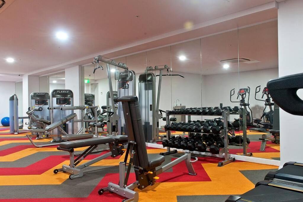 Four Bedroom Apartment With Facilities In Olympic Park Sydney Exterior foto